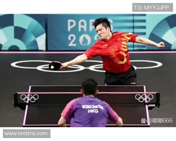 樊振东反手发球技惊四座吴敬平盛赞其战术全面进化